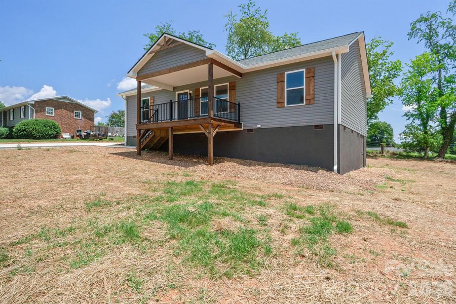 Exterior details and patio area of a home in , Valdese (Image 19).