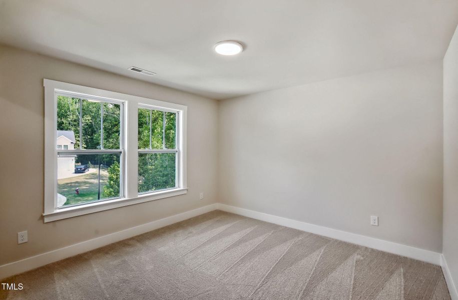 24-web-or-mls-1912-old-bramble-lane-022