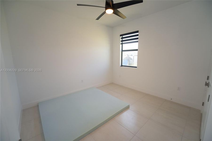 Spacious, unfurnished interior of a new home in , Homestead (Image 20).