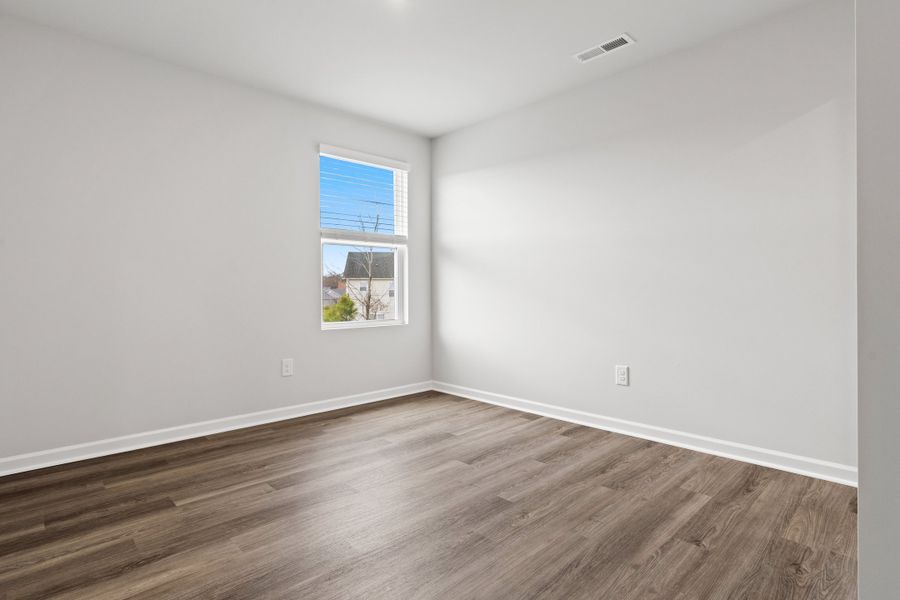 2,516sf New Home in Richlands, NC.  - Slide 40