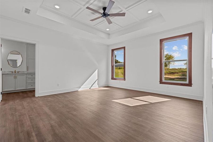 Spacious, unfurnished interior of a new home in , Tyler (Image 33).