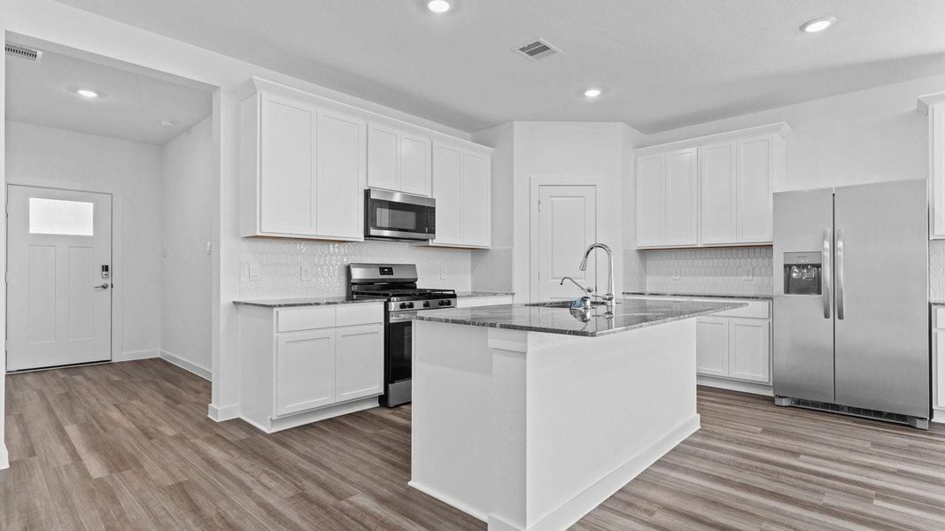 *Options vary. Dimensions approximate. Images/3D tour for illustration only.