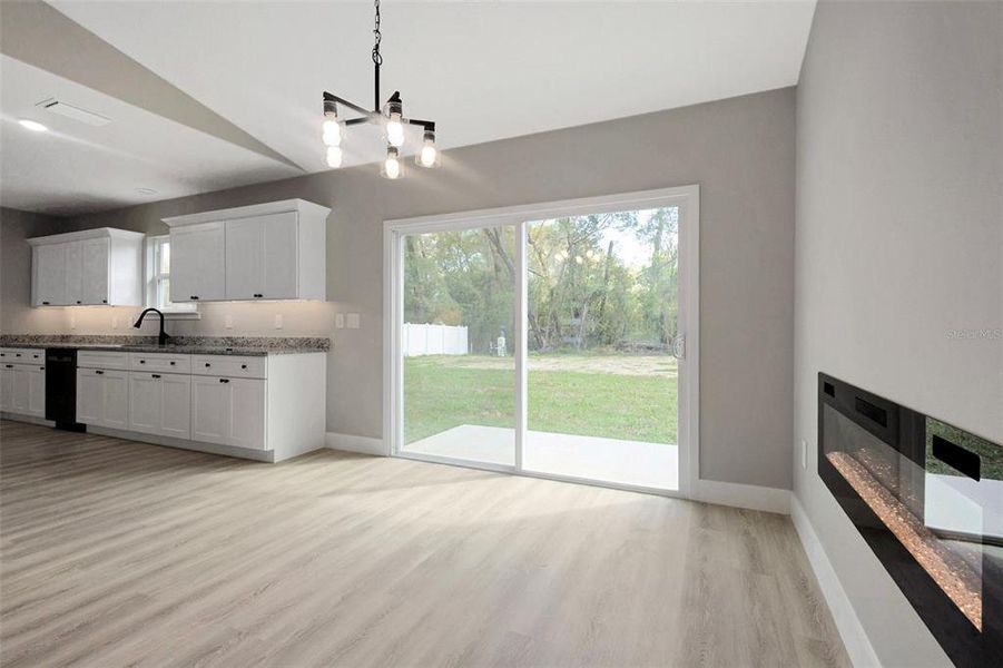 Spacious, unfurnished interior of a new home in , Belleview (Image 29).