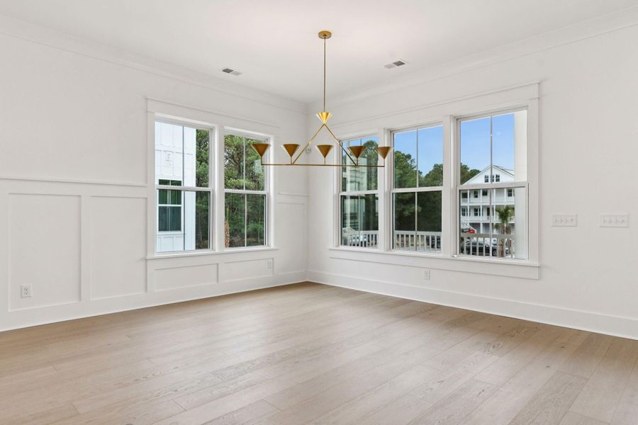 Spacious, unfurnished interior of a new home in Overlook at Copahee Sound, Awendaw (Image 26).