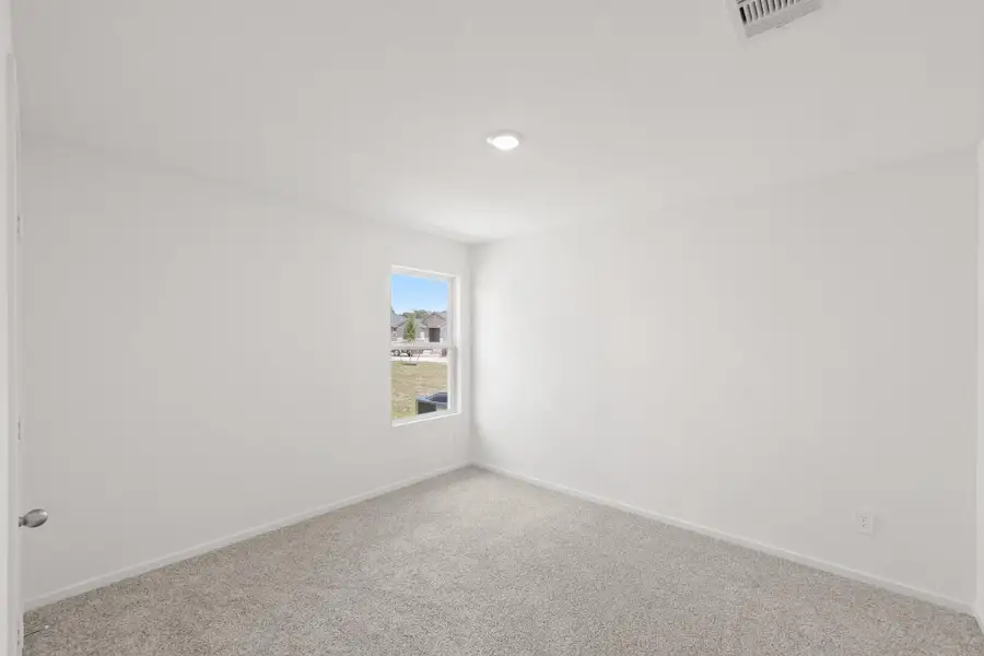 Spacious, unfurnished interior of a new home in Harrington Trails at The Canopies, Splendora (Image 16). Spacious, unfurnished interior of a new home in Harrington Trails at The Canopies, Splendora (Image 16).