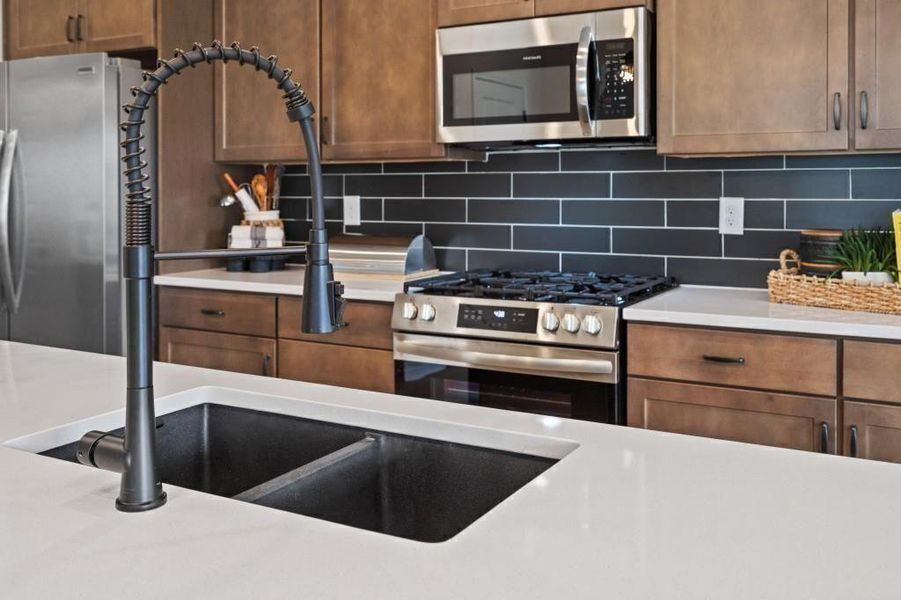 Close-up of interior finishes inside a home in Sycamore Crest, Calhoun (Image 19).