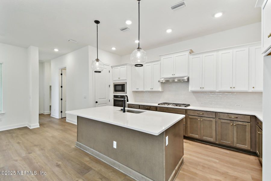 Furnished interior view inside a new home in Granville at eTown 34', Jacksonville (Image 11).
