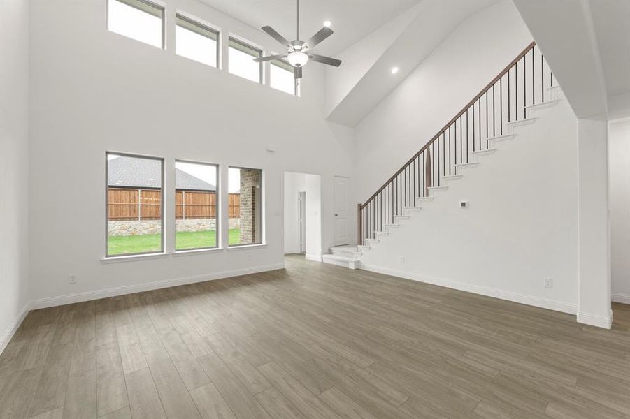 11. 1443 Canadian - Family