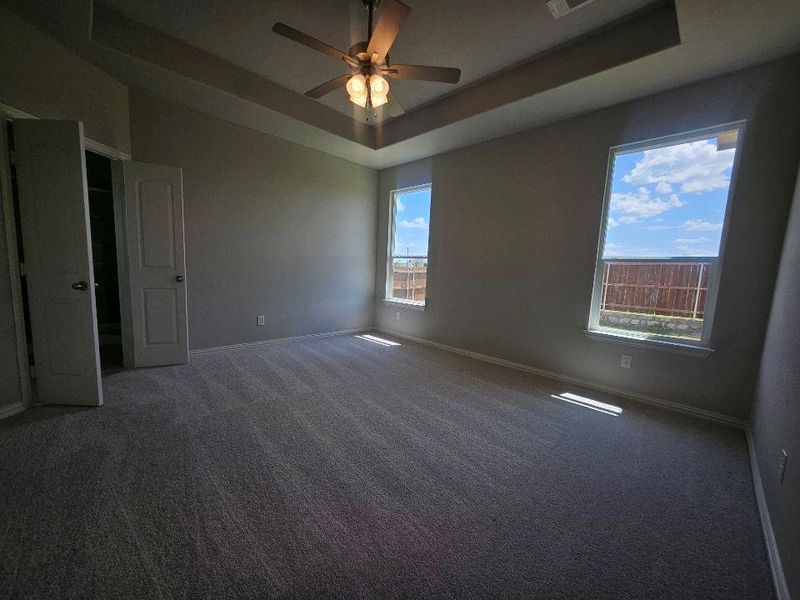 Spacious, unfurnished interior of a new home in The Hollow, Ennis (Image 10).