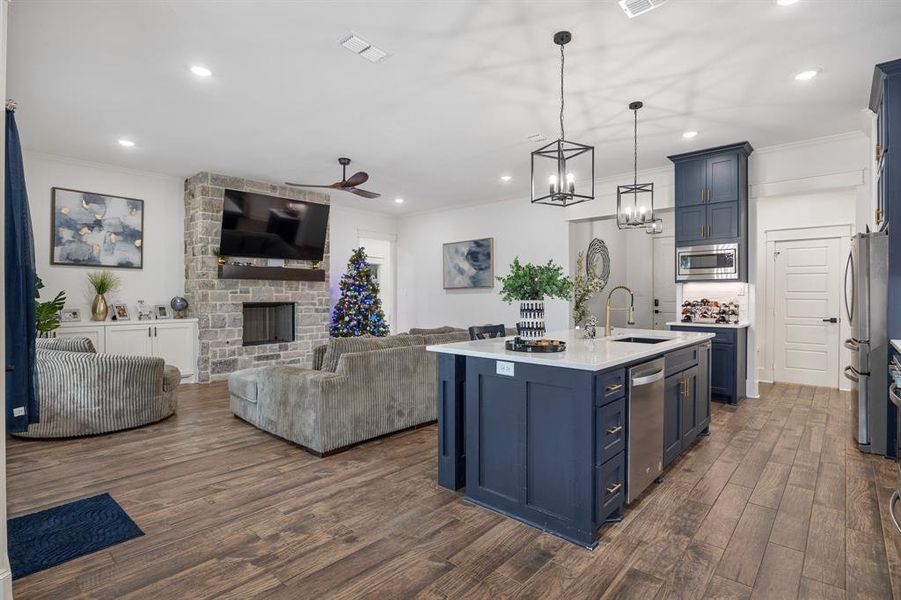 Furnished interior view inside a new home in , Tyler (Image 6).