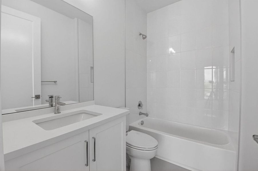 Full Bathroom Full Bathroom