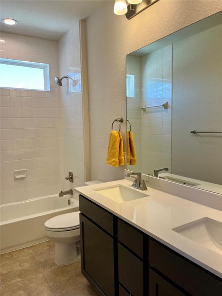 Bath 2 with dual vanities Bath 2 with dual vanities