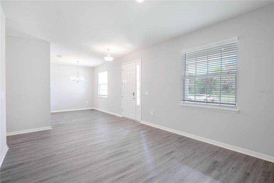 Spacious, unfurnished interior of a new home in Cypress Ridge Ranch, Wimauma (Image 17).