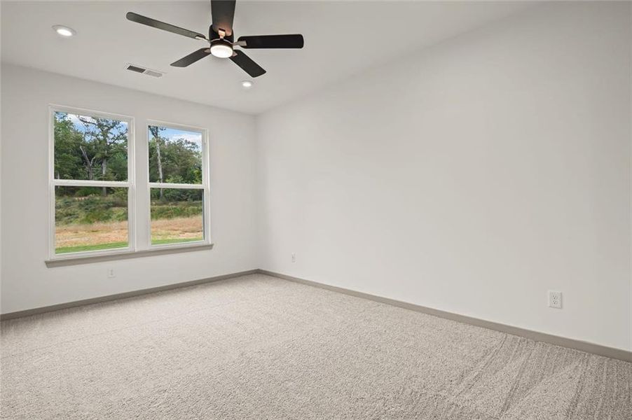 Spacious, unfurnished interior of a new home in Sage Woods, Dallas (Image 21).