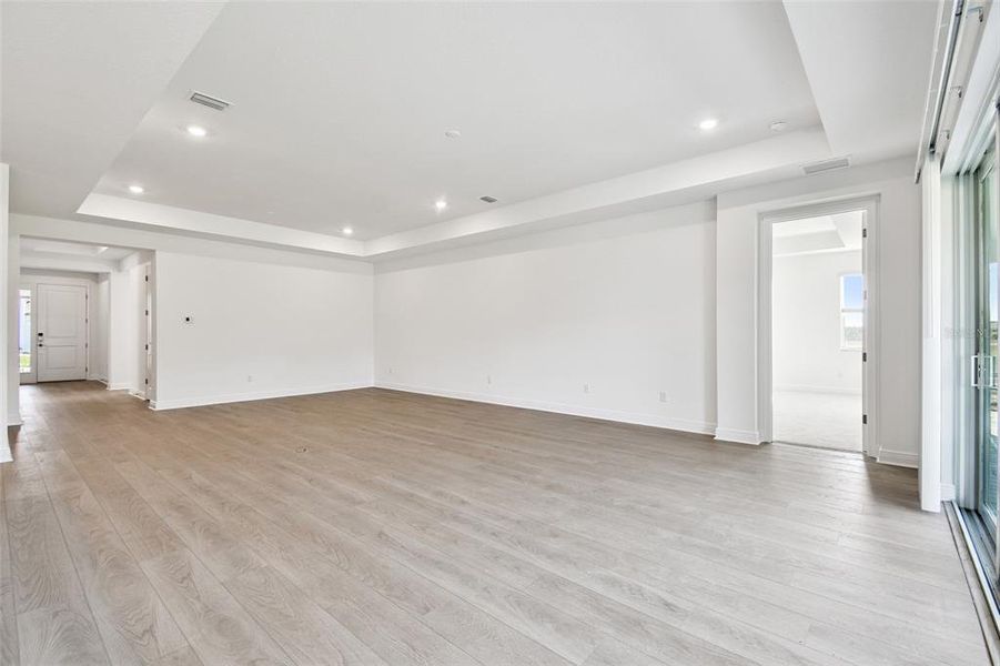 Spacious, unfurnished interior of a new home in Creeks Edge at Twin Rivers, Parrish (Image 33).