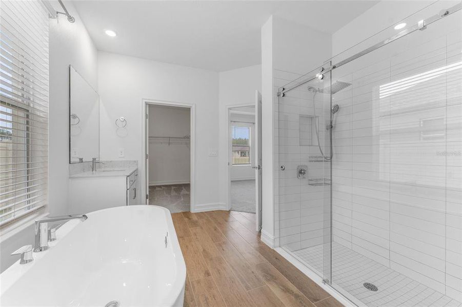 Furnished interior view inside a new home in , Lutz (Image 5).