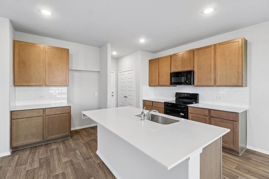 Furnished interior view inside a new home in Edgebrooke, Pflugerville (Image 7).