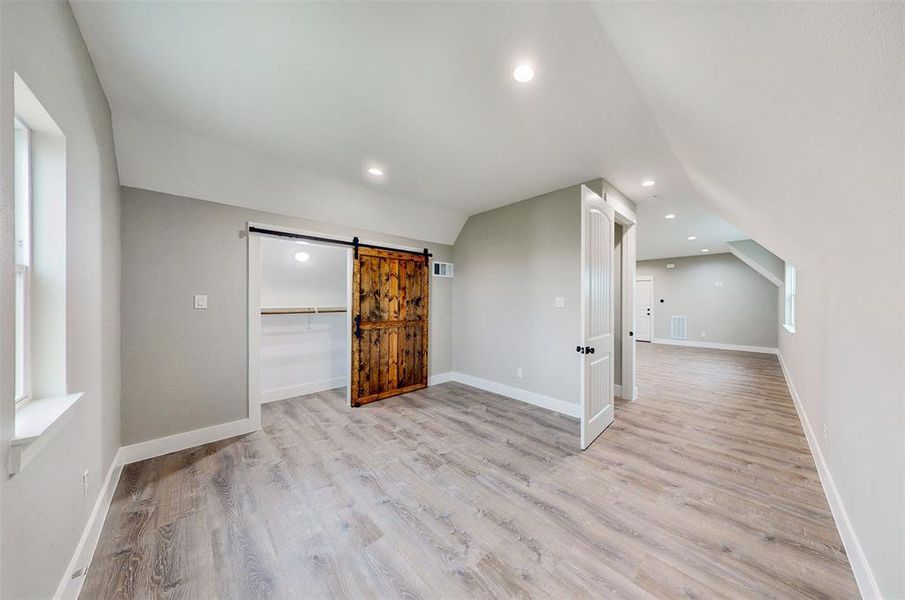 Spacious, unfurnished interior of a new home in , Wills Point (Image 35).