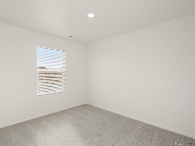 Spacious, unfurnished interior of a new home in Westgate, Greeley (Image 25).