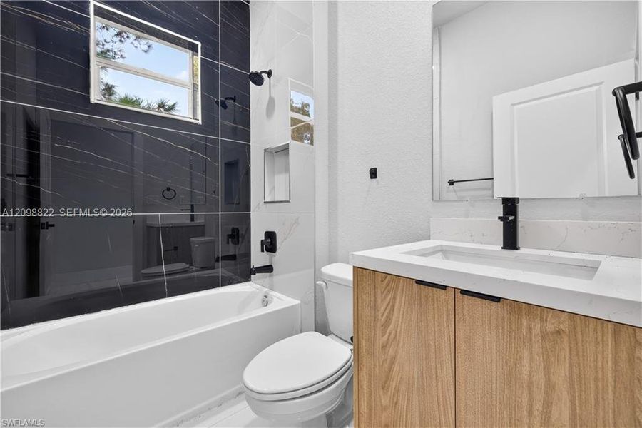 Furnished interior view inside a new home in , Lehigh Acres (Image 5).