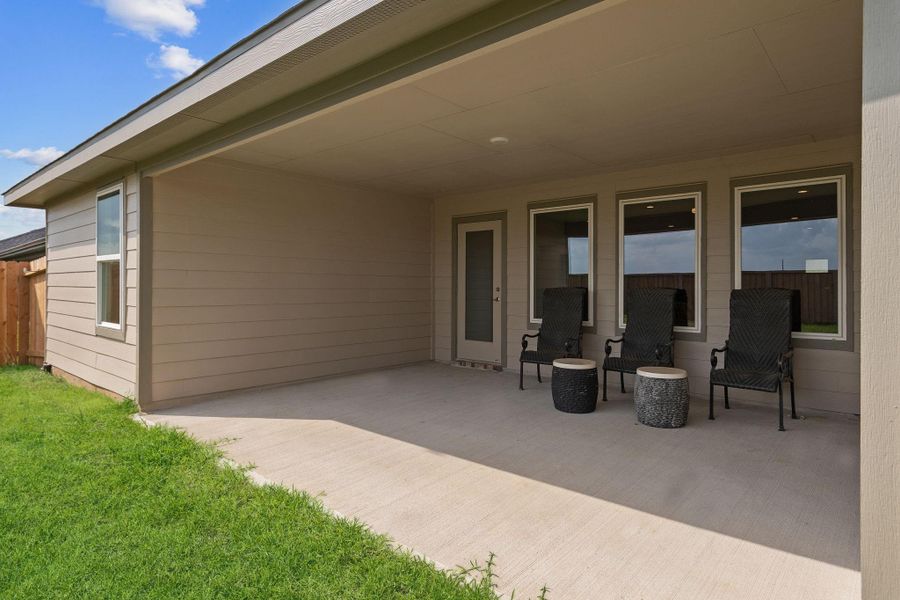 Exterior details and patio area of a home in Tamarron, Fulshear (Image 27). Exterior details and patio area of a home in Tamarron, Fulshear (Image 27).