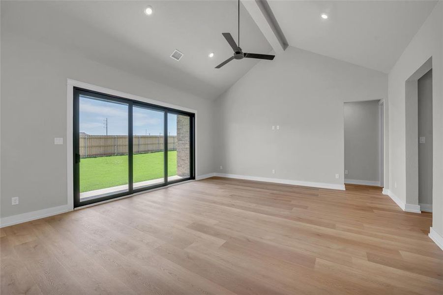Spacious, unfurnished interior of a new home in Rosenthal Estates, Lorena (Image 31).