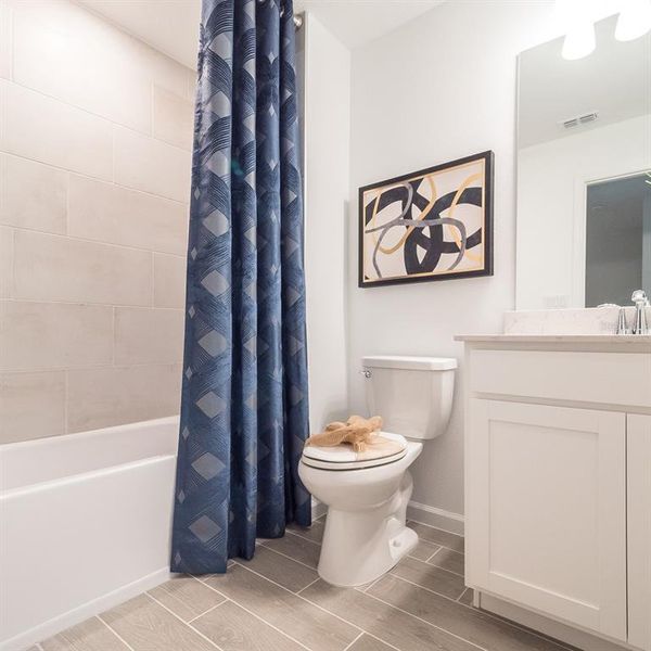 Furnished interior view inside a new home in , Ocala (Image 47).