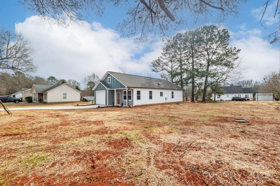 Image 45 of a home in .