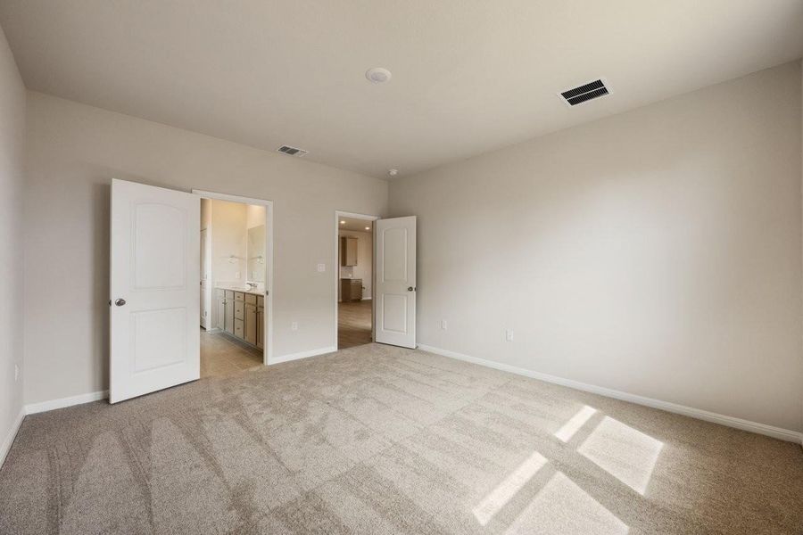 Photos are representative images and renderings for illustrative purposes only. Actual structural options and design images of the home may vary.