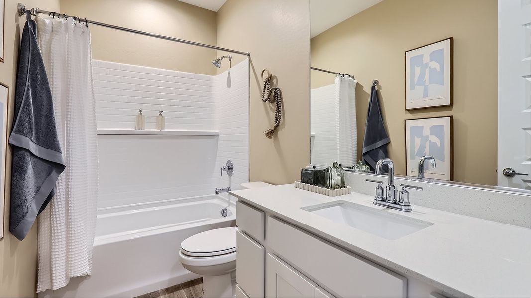 4022 Sage Bath3 1of2 F1