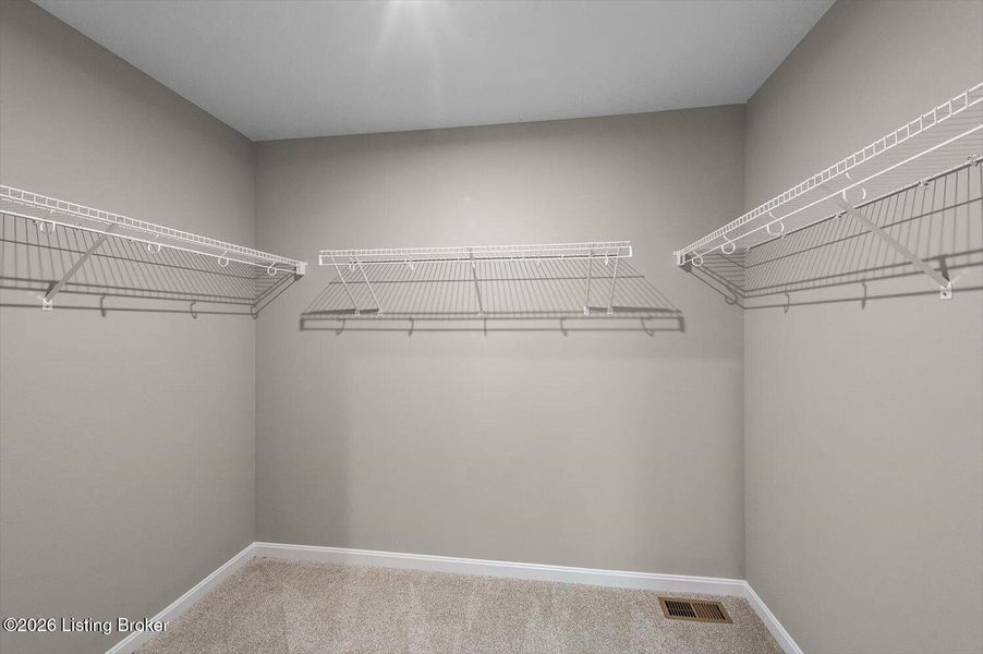 Spacious, unfurnished interior of a new home in Bridle Run, Louisville (Image 27). Spacious, unfurnished interior of a new home in Bridle Run, Louisville (Image 27).