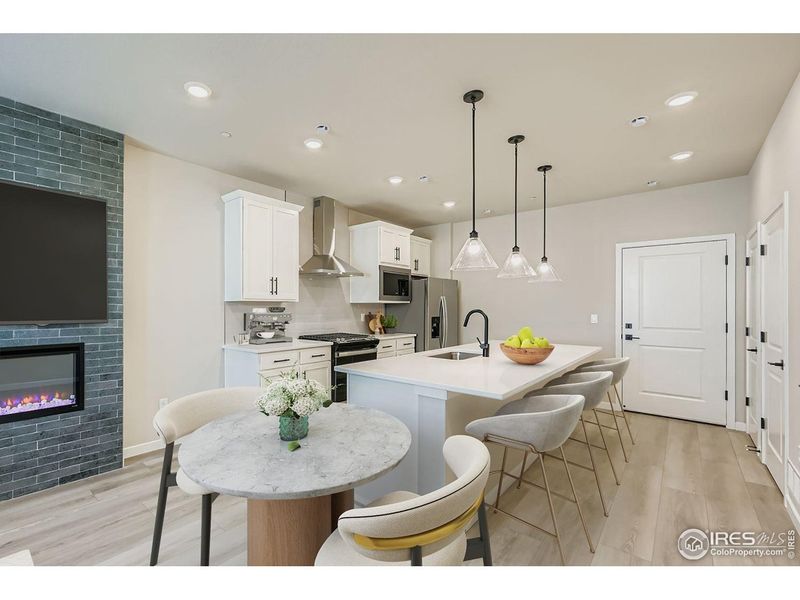 Furnished interior view inside a new home in Mountain Brook, Longmont (Image 7).