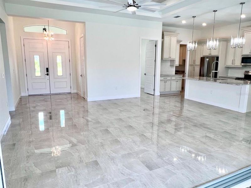 Spacious, unfurnished interior of a new home in , Rotonda West (Image 53).