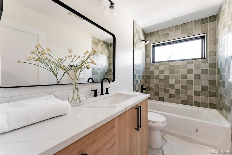 Furnished interior view inside a new home in , Englewood (Image 29).