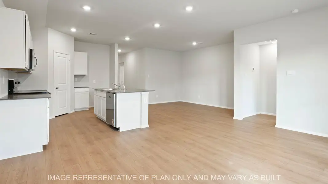 Representative unfurnished interior of a home built from the Easton by D.R. Horton in Wilkins Valley, Brenham (Image 7).