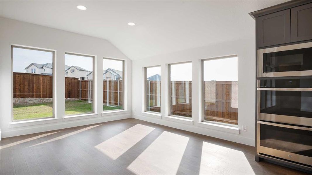 Spacious, unfurnished interior of a new home in Hillstead, Lavon (Image 25).