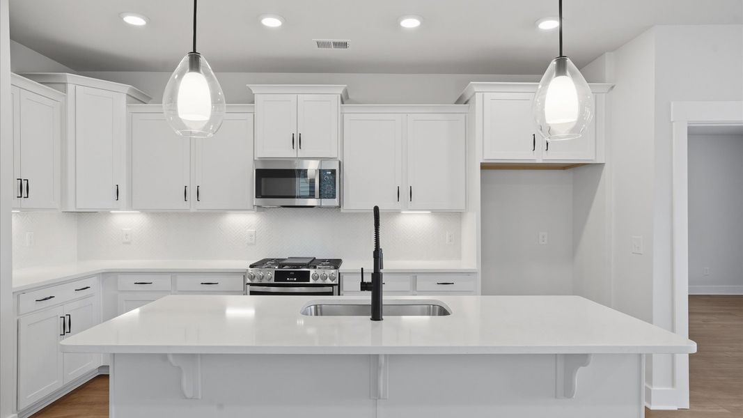 Furnished interior view inside a new home in Harrier Point, Woodruff (Image 10).