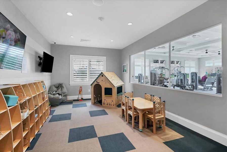 Furnished interior view inside a new home in , Bradenton (Image 35).