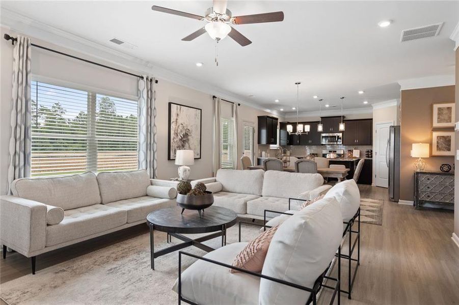Furnished interior view inside a new home in Evergreen at Lakeside, Temple (Image 9).