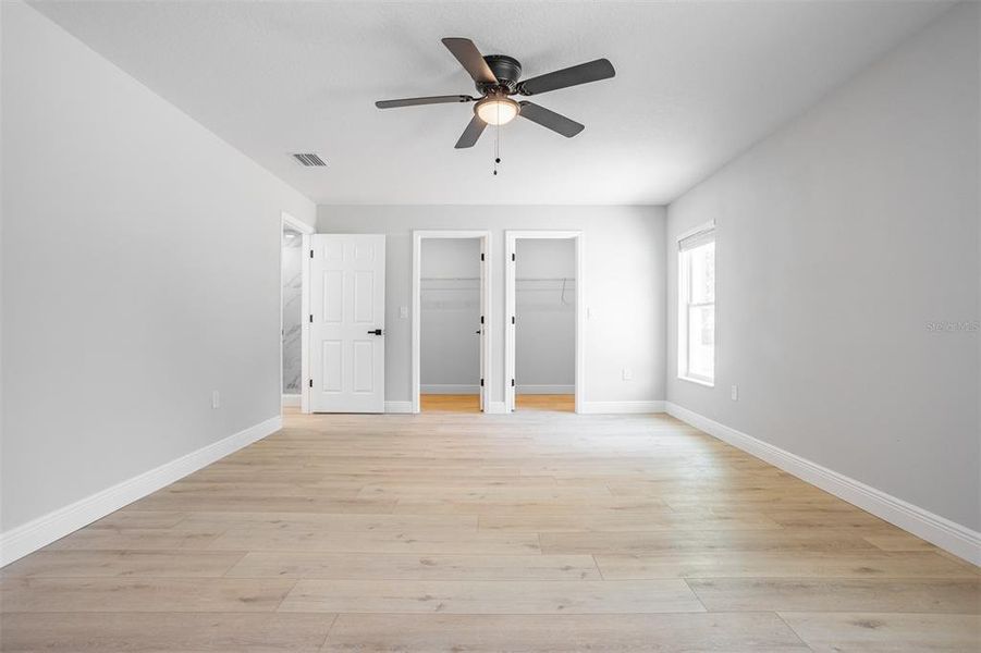 Spacious, unfurnished interior of a new home in , Wesley Chapel (Image 21).
