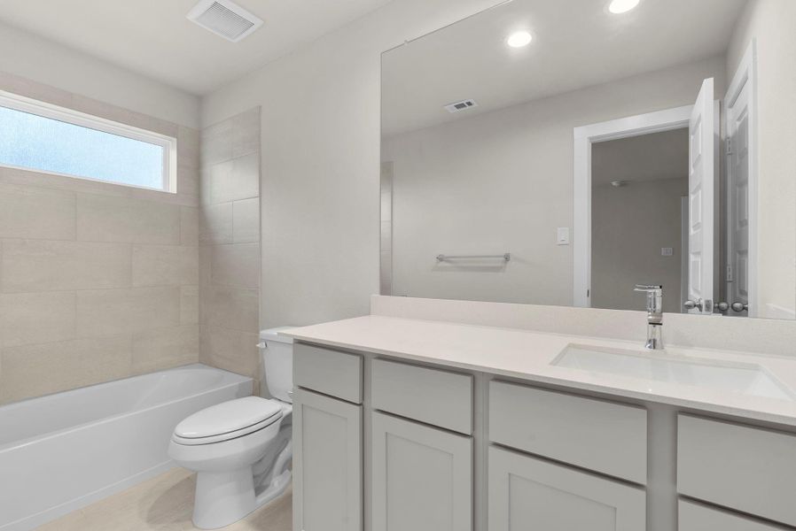 Furnished interior view inside a new home in Huntington Place, Rosharon (Image 11).