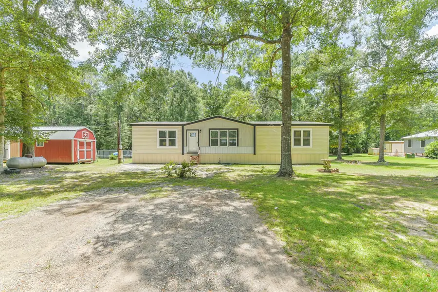 THE CURB APPEAL> THE CURB APPEAL>