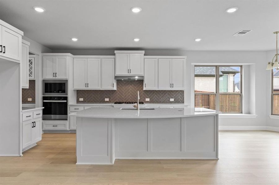 DAL_Saddle Star_Lockhart_2209 Laurel Drive (9)