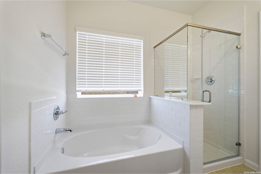 Image 28 of a home in Hickory Ridge.