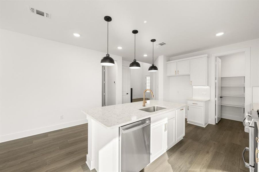 7409 Autumn Hill- Kitchen-3