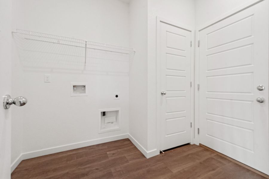 450 Buckboard Dr. - Laundry Room 450 Buckboard Dr. - Laundry Room