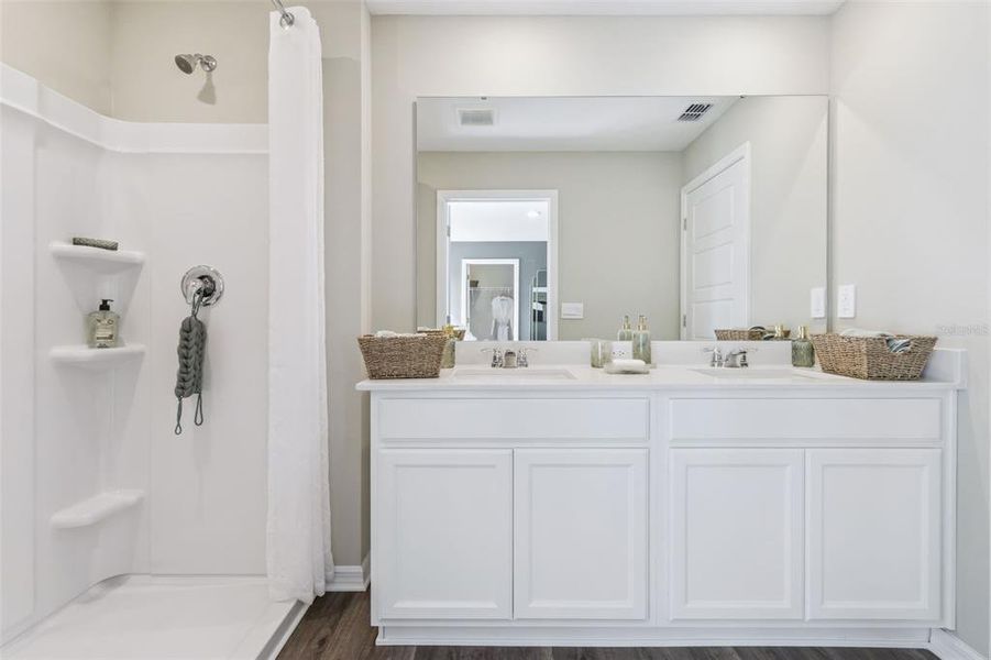 Furnished interior view inside a new home in , Davenport (Image 6).