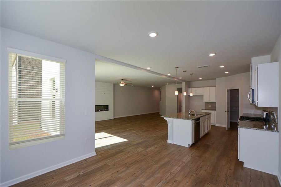 Image 47 of a home in Graystone Village.