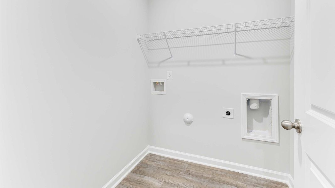 Spacious, unfurnished interior of a new home in Cedar Hill Landing, Navassa (Image 21).