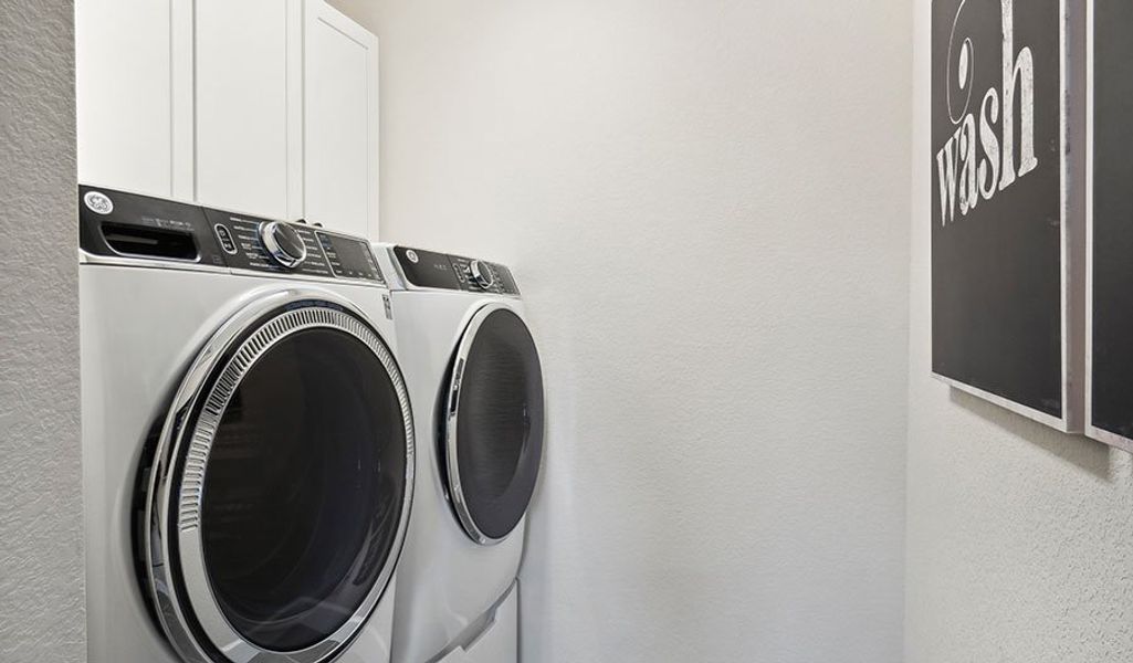 Hemingway-D250-PrairieSong Laundry Room